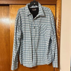 Wrangler Men's Blue and White Checkered Shirt
